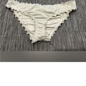 Women's Cream Ruffled Panties